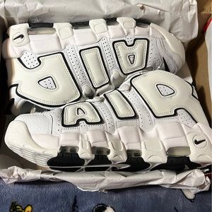 Nike Air More Uptempo “Black/White”